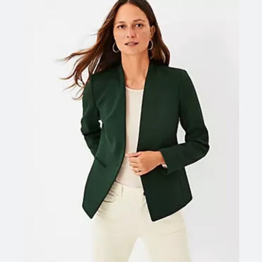 Ann Taylor NEW with tags Cutaway Blazer in Double Knit Size 2 green